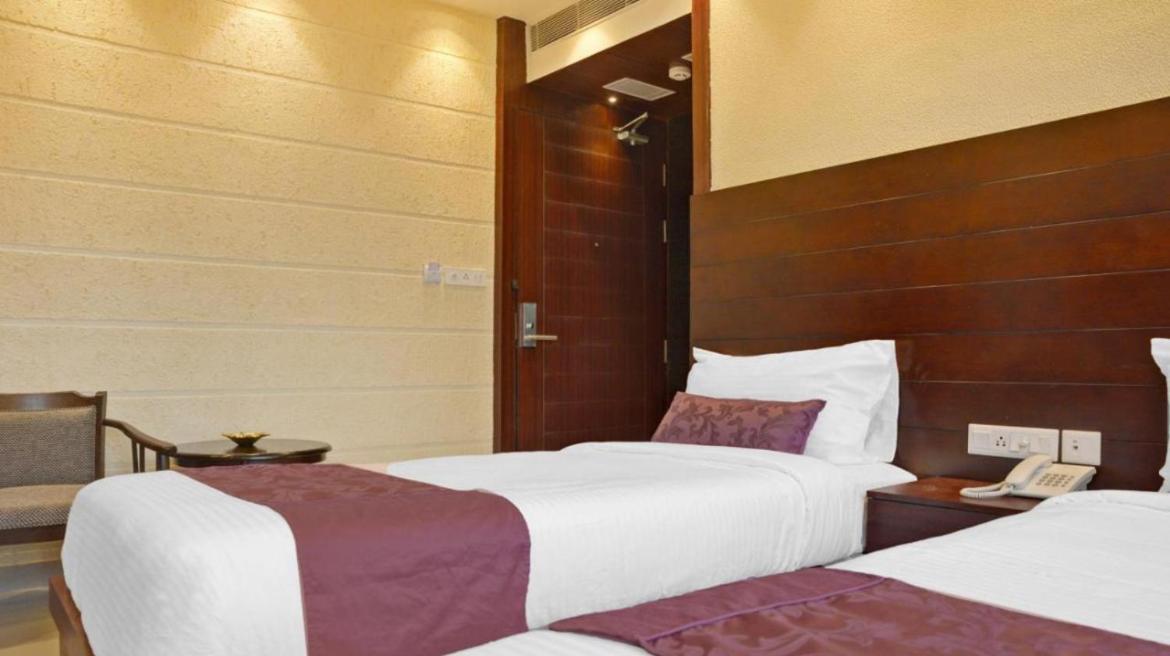 Lotus Tulip Premium Boutique Hotel- Rated Area Near Bus-stand And Railway Station Mathura