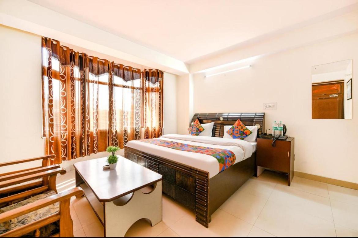 Homestay Lotus Tulip Premium Boutique Hotel- Rated Area Near Bus-stand And Railway Station
