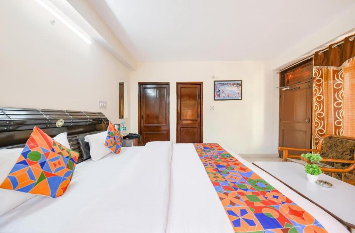 Homestay Lotus Tulip Premium Boutique Hotel- Rated Area Near Bus-stand And Railway Station Mathura