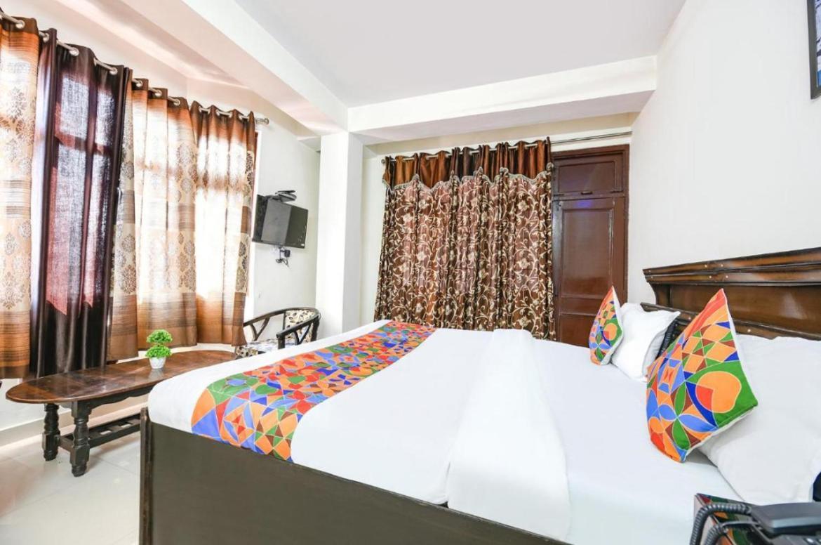 Lotus Tulip Premium Boutique Hotel- Rated Area Near Bus-stand And Railway Station Mathura