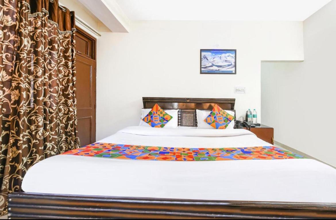 Lotus Tulip Premium Boutique Hotel- Rated Area Near Bus-stand And Railway Station Homestay *